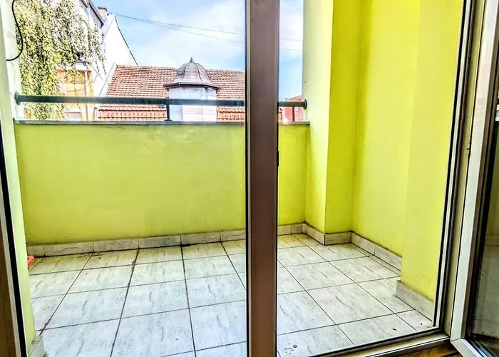 Apartmane Vojvode Supljikca, Rotkvarija Appartamento Novi Sad